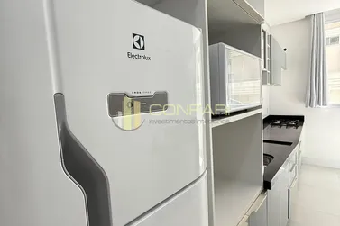 Apartamento &agrave; venda - 140m&sup2; - Meia Praia