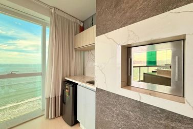 Apartamento &agrave; venda - 200m&sup2; - Meia Praia
