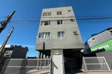 Apartamento &agrave; venda - 60m&sup2; - Morretes