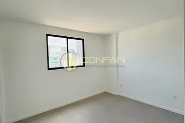 Apartamento &agrave; venda - 116m&sup2; - Meia Praia