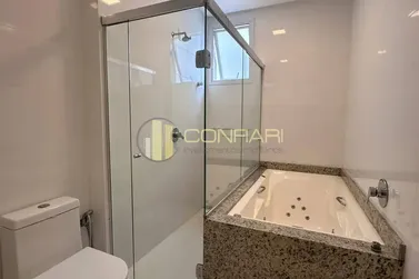 Apartamento para alugar - 150m&sup2; - Centro