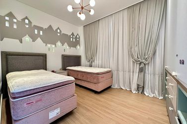 Apartamento &agrave; venda - 190m&sup2; - Meia Praia