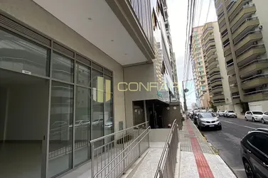 Sala Comercial para alugar - 100m&sup2; - Meia praia