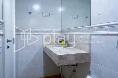 Apartamento &agrave; venda - 170m&sup2; - Meia Praia