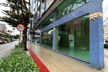 Sala Comercial para alugar - 207m&sup2; - Centro