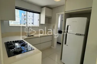 Apartamento &agrave; venda - 100m&sup2; - Meia Praia