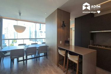 Apartamento para alugar - 135m&sup2; - Centro