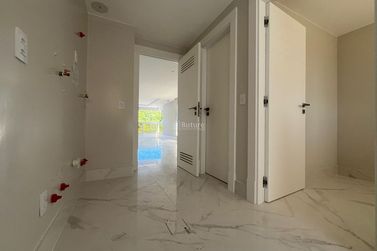 Apartamento &agrave; venda - 164m&sup2; - Pioneiros