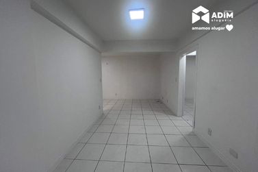 Apartamento para alugar - 53m&sup2; - Centro