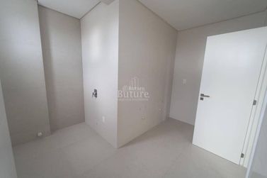 Apartamento &agrave; venda - Meia Praia
