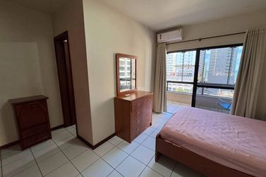 Apartamento &agrave; venda - Meia Praia