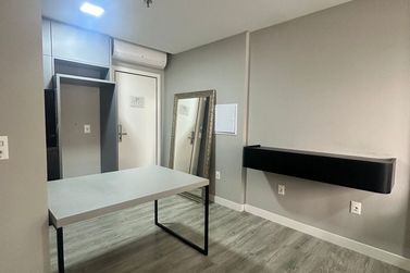 Loft &agrave; venda - 40m&sup2; - Meia Praia