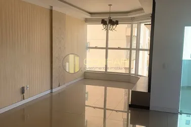 Apartamento para alugar - 150m&sup2; - Meia Praia