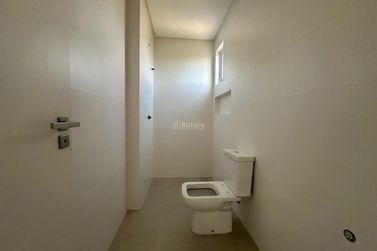 Apartamento &agrave; venda - 129m&sup2; - Meia Praia