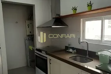 Apartamento &agrave; venda - 98m&sup2; - Centro