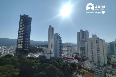 Apartamento para alugar - 114m&sup2; - Centro