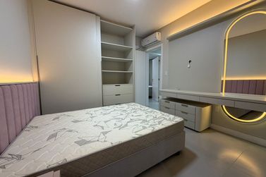 Apartamento &agrave; venda - 135m&sup2; - Jardim Dourado