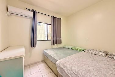 Apartamento &agrave; venda - 70m&sup2; - Centro