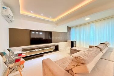 Apartamento &agrave; venda - 202m&sup2; - Meia Praia