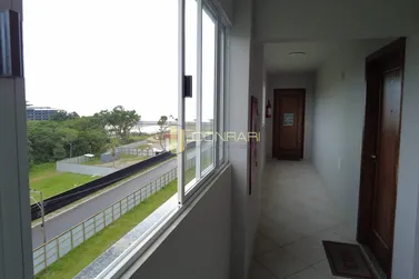 Apartamento &agrave; venda - 137m&sup2; - meia praia