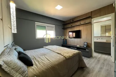 Apartamento &agrave; venda - 113m&sup2; - Meia Praia