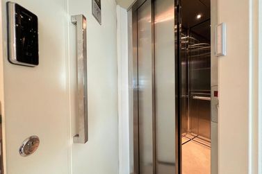 Apartamento &agrave; venda - 273m&sup2; - Meia Praia