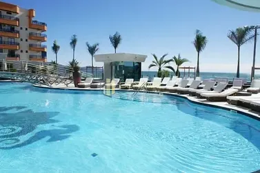 Apartamento &agrave; venda - 270m&sup2; - Meia Praia