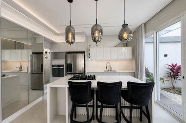 Casa &agrave; venda - 230m&sup2; - Barra