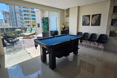 Apartamento &agrave; venda - 246m&sup2; - Meia Praia