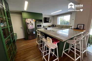 Casa para alugar - 285m&sup2; - Praia Brava de Itaja&iacute;