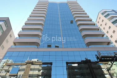 Apartamento &agrave; venda - 185m&sup2; - Meia Praia