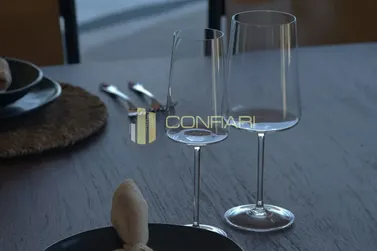 Apartamento &agrave; venda - 150m&sup2; - Centro