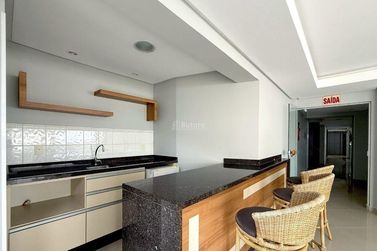Apartamento &agrave; venda - 102m&sup2; - Centro