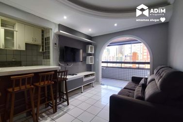 Apartamento para alugar - 90m&sup2; - Centro