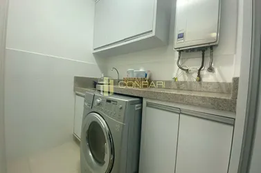 Apartamento &agrave; venda - 127m&sup2; - Meia Praia
