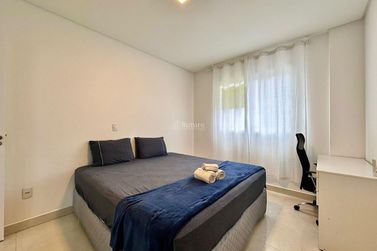 Apartamento &agrave; venda - 110m&sup2; - Meia Praia