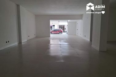 Sala Comercial para alugar - 200m&sup2; - Meia |Praia