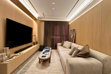 Apartamento &agrave; venda - 210m&sup2; - Centro