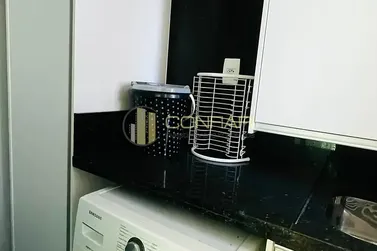 Apartamento &agrave; venda - 117m&sup2; - Meia praia