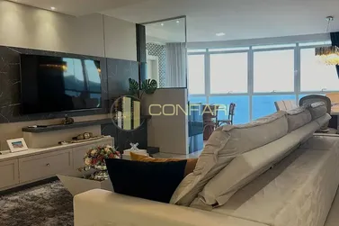 Apartamento &agrave; venda - 229m&sup2; - meia praia