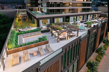 Apartamento &agrave; venda - 164m&sup2; - Centro