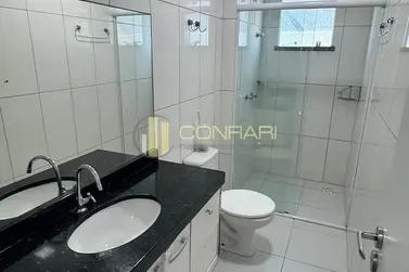 Apartamento &agrave; venda - 121m&sup2; - Meia Praia