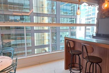 Apartamento para alugar - 132m&sup2; - Meia Praia