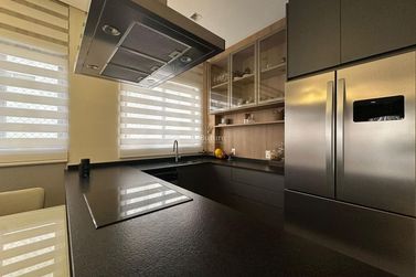Apartamento &agrave; venda - 134m&sup2; - Meia Praia