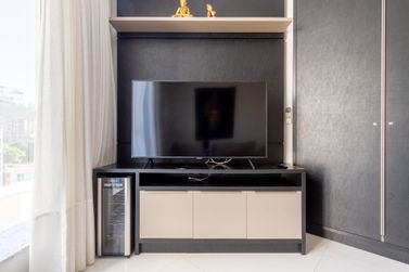 Apartamento &agrave; venda - 121m&sup2; - Meia Praia