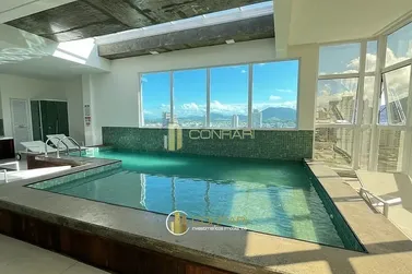 Apartamento &agrave; venda - 271m&sup2; - Meia Praia