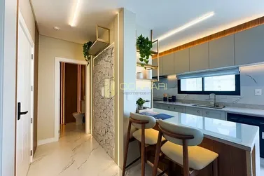 Apartamento &agrave; venda - 114m&sup2; - Meia Praia
