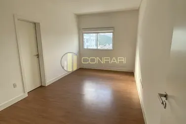 Apartamento &agrave; venda - 164m&sup2; - Meia Praia