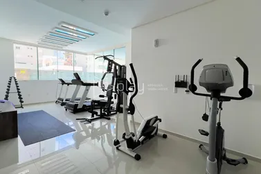 Apartamento &agrave; venda - 181m&sup2; - Meia Praia