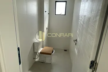 Apartamento &agrave; venda - 133m&sup2; - meia praia
